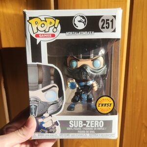 Funko Pop! Games #251 Mortal Kombat X Sub-Zero Limited Edition CHASE Vinyl Figur